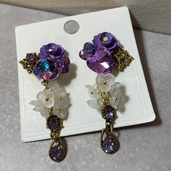 Flower Crystal Purple Dangle Earrings - Picture 8 of 13